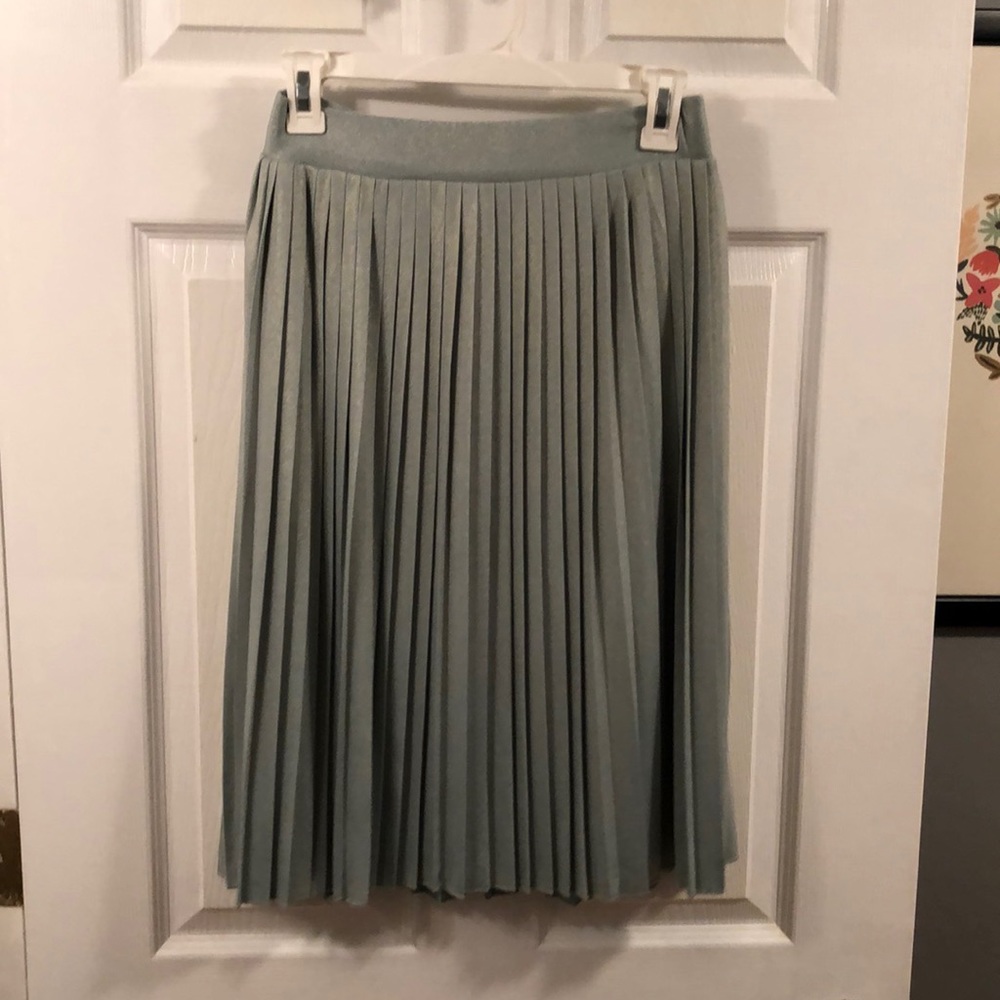 Midi skirt: teal color